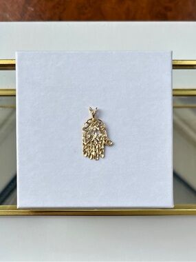 10k Yellow Gold Hamsa Hand Pendant